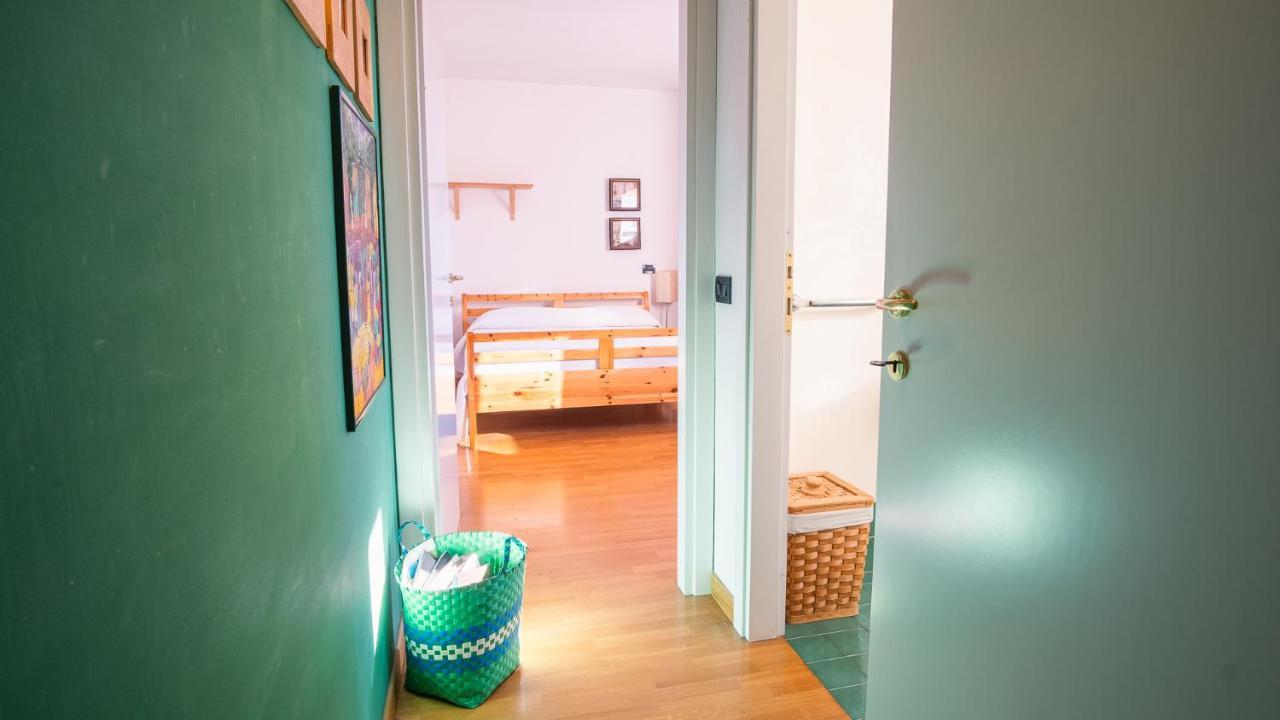 The Zodiac Apartment - Italian Homing Sirmione Eksteriør billede